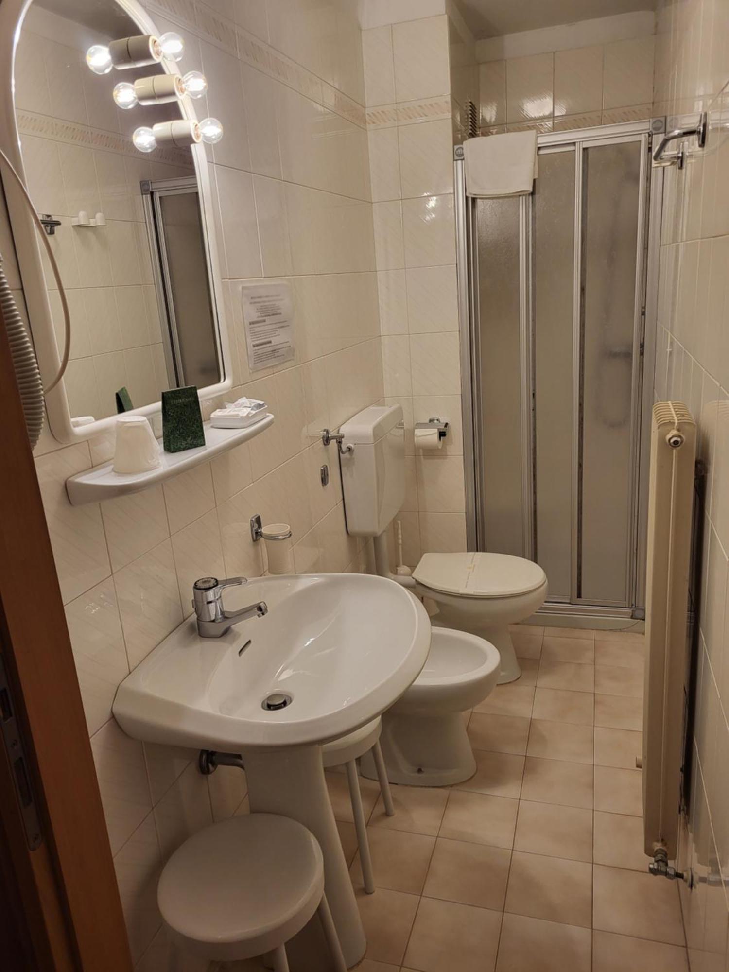 Albergo Meuble Tarandan Forni di Sopra Buitenkant foto