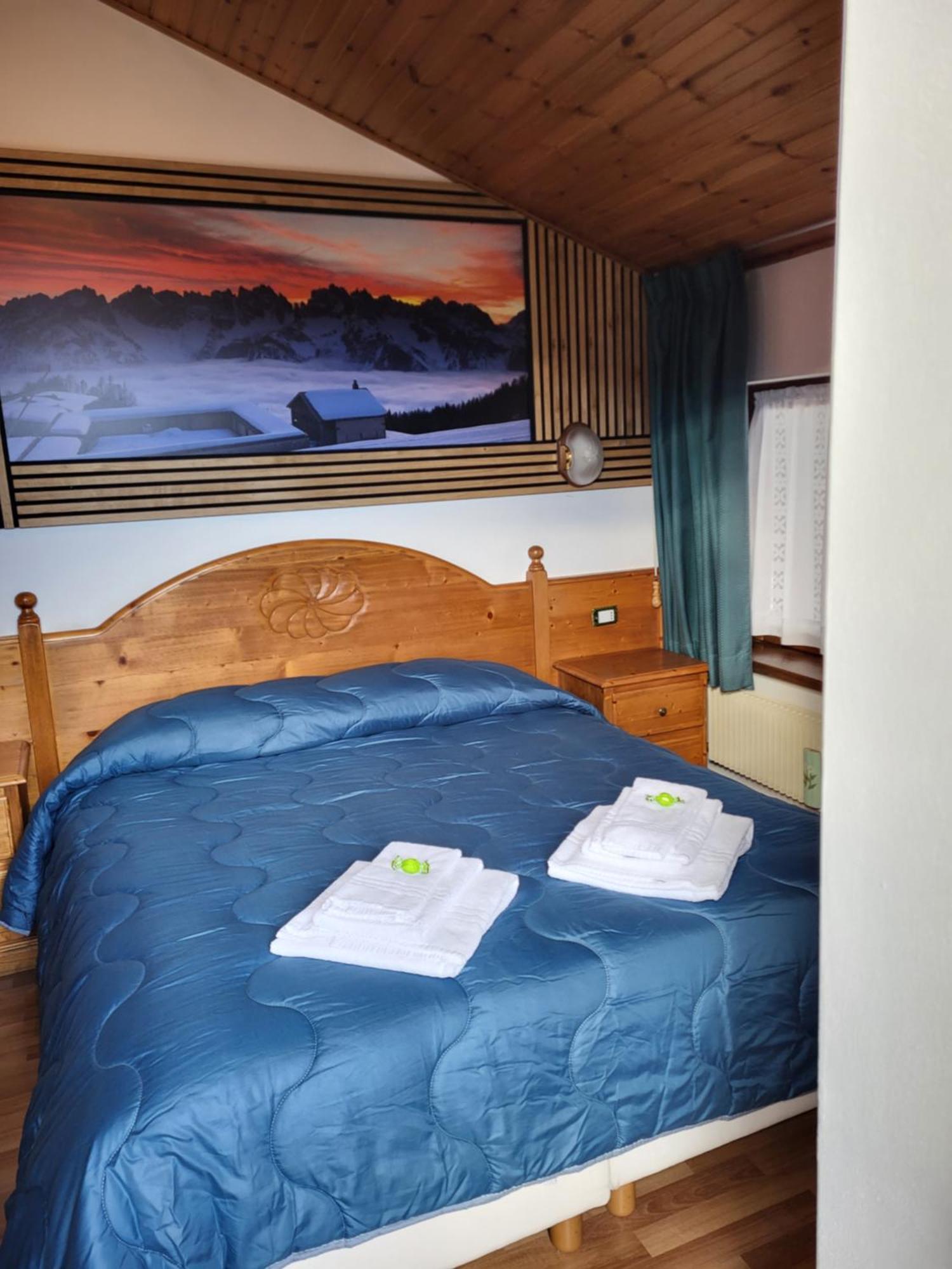 Albergo Meuble Tarandan Forni di Sopra Buitenkant foto