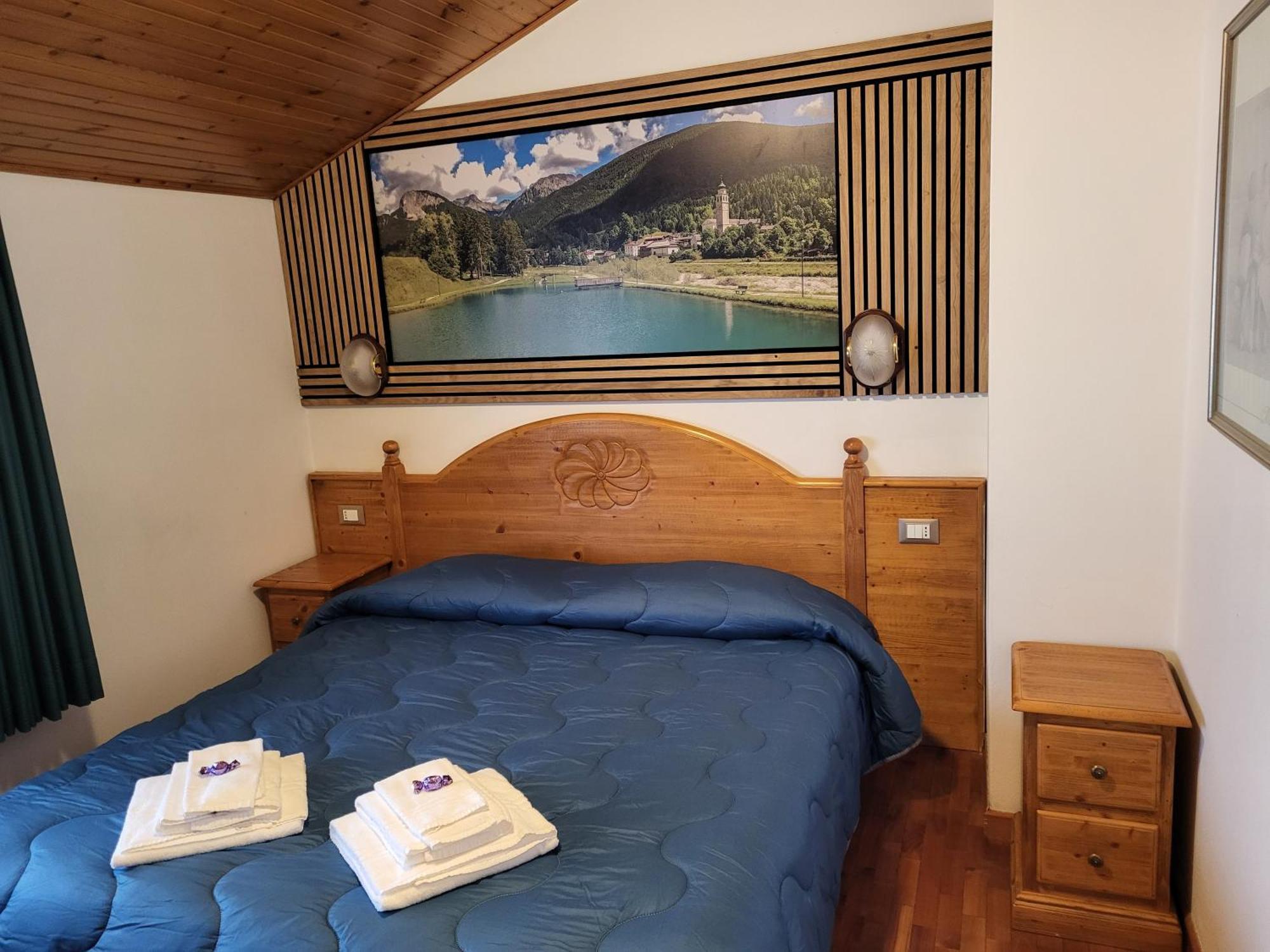 Albergo Meuble Tarandan Forni di Sopra Buitenkant foto