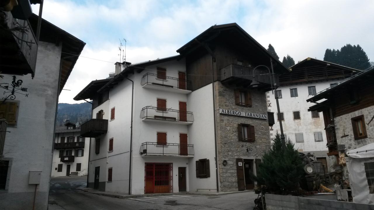 Albergo Meuble Tarandan Forni di Sopra Buitenkant foto