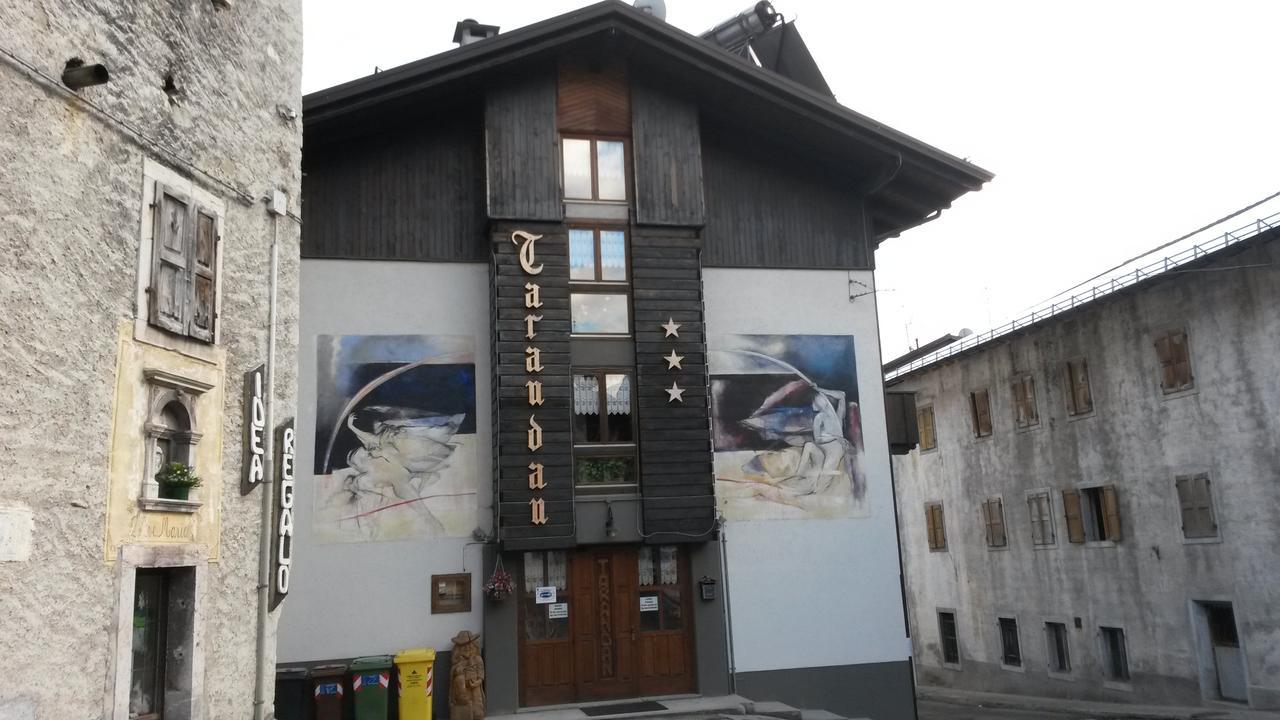 Albergo Meuble Tarandan Forni di Sopra Buitenkant foto