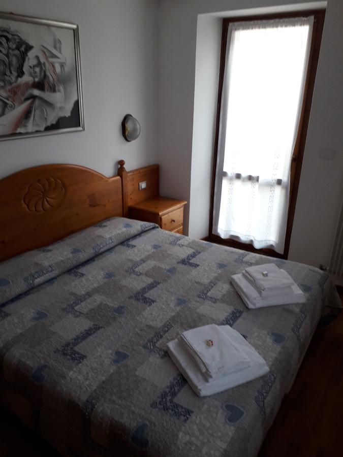 Albergo Meuble Tarandan Forni di Sopra Buitenkant foto